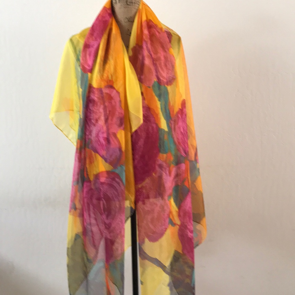 Large scarf. NEW!